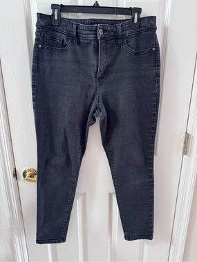 St. John's Bay Black Skinny Jeans